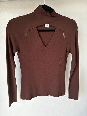 Cache brown cut out top